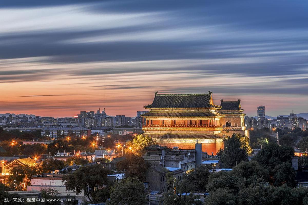The East Hotel-Very Close To The Drum Tower,The Lama Temple,Houhai Bar Street,And The Forbidden City,There Are Many Old Beijing Traditional Hutongs Around The Hotel ,Experience The Culture Of Old Beijing Hutongs,Near Exit A Of Shichahai On Metro Line Exteriér fotografie